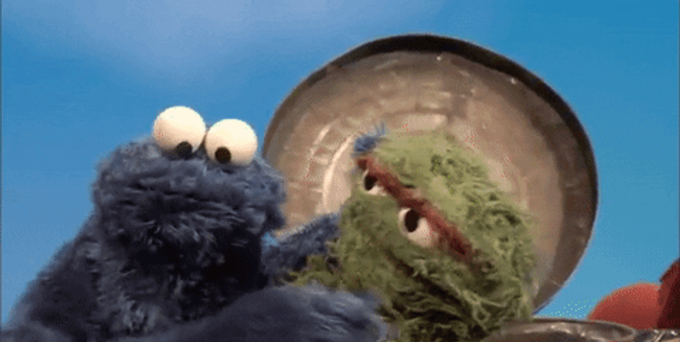 Cookie Monster And Oscar Friendship
