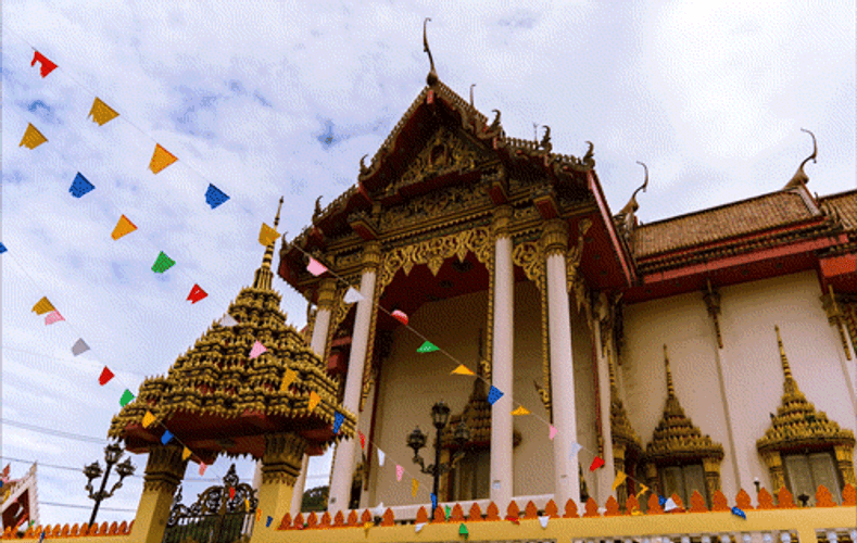 Religious Wat Suwan Khiriwong
