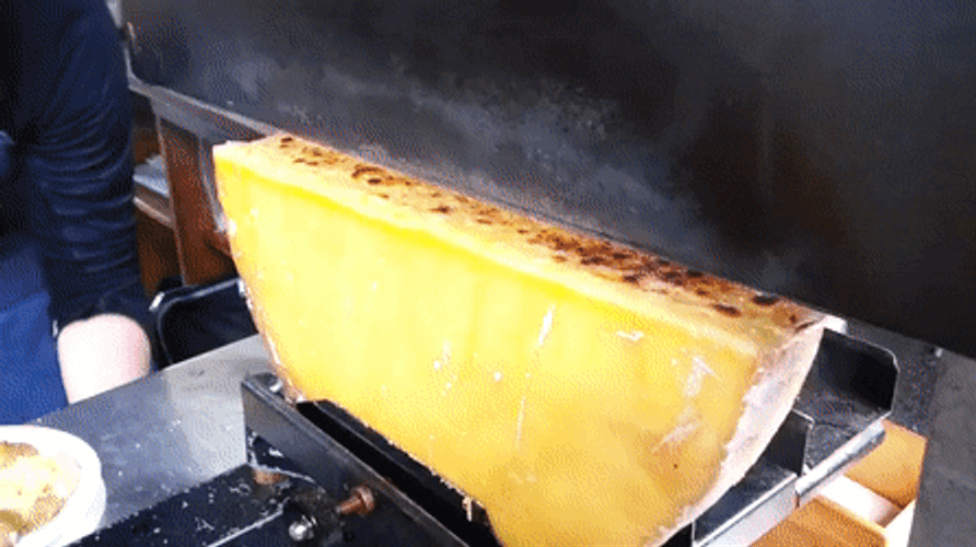 Cheese Raclette Street Food