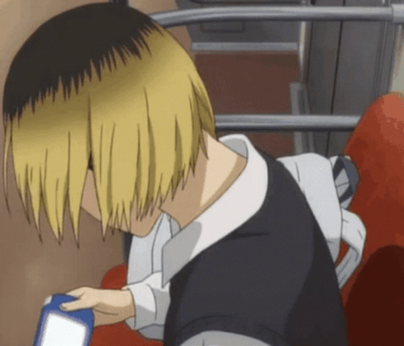 Kenma Playing Look Up