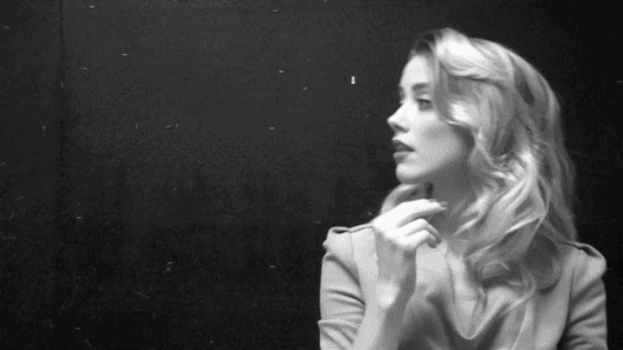 Amber Heard Pointing Her Chin