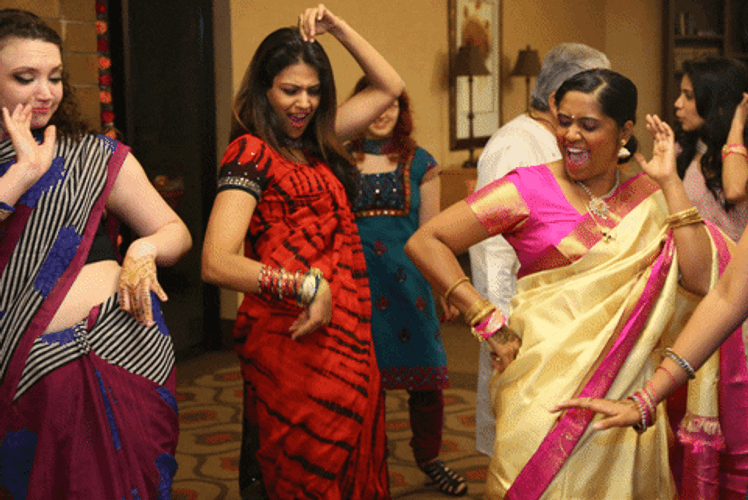 Bollywood Three Dancing Women