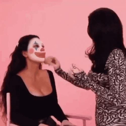 Kim Kardashian Clown Make Up