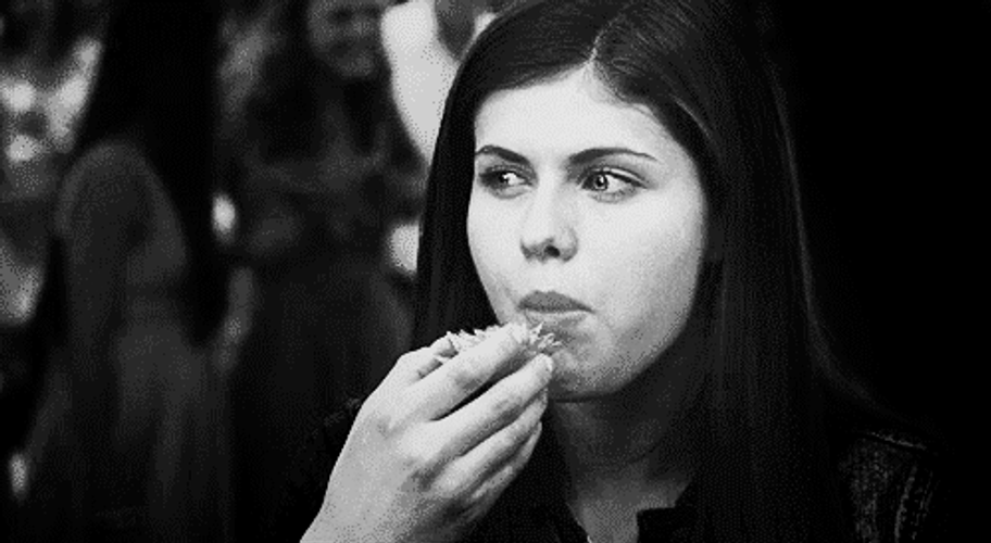 Alexandra Daddario Eating