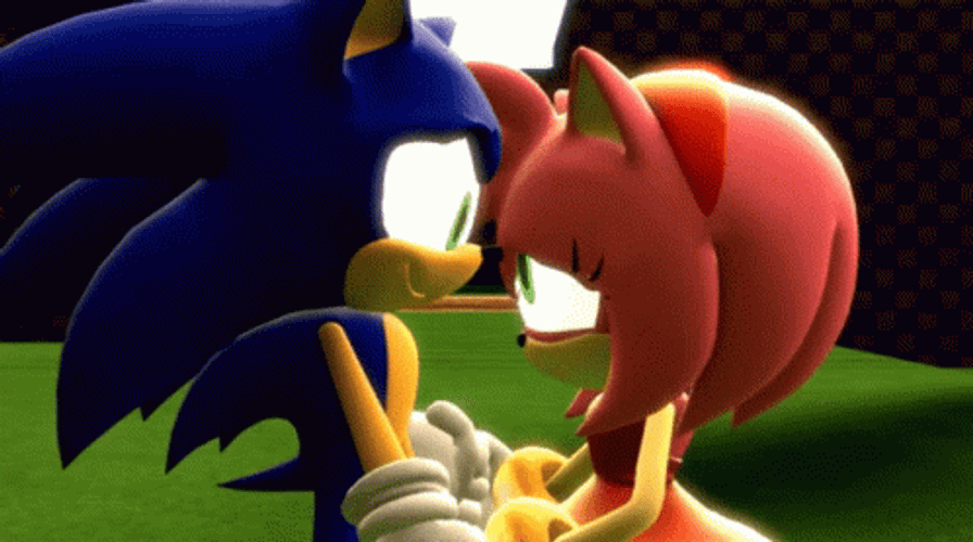 Sonic The Hedgehog Kiss