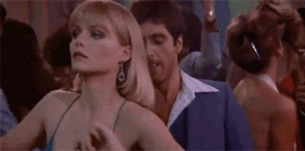 Al Pacino And Michelle Pfeiffer Dancing
